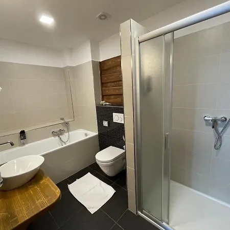 Kristian Kubova Huť