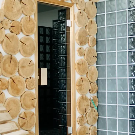 Hotel Kristian Kubova Huť