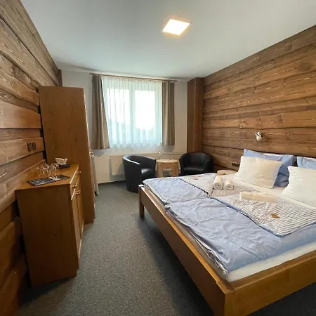 Kristian Hotel 3*
