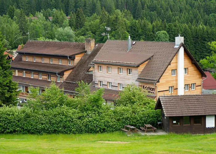Kristian Hotel