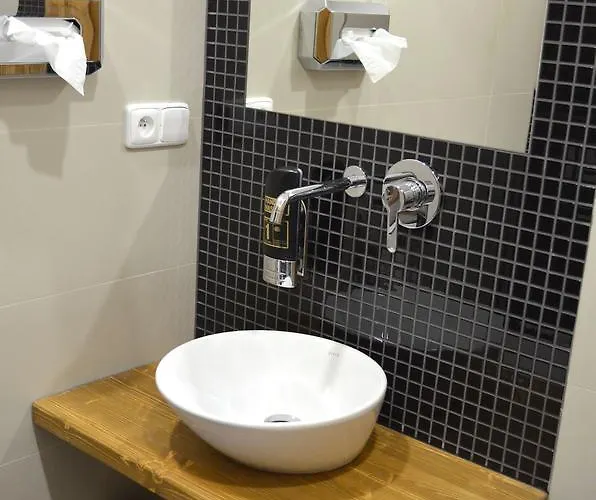 Kristian Hotel 3*